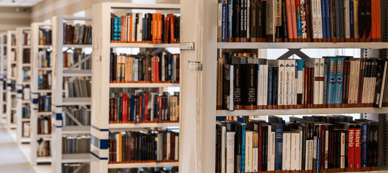 The Ultimate Course Literature Guide!