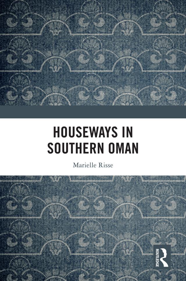 Houseways in Southern Oman by Marielle Risse