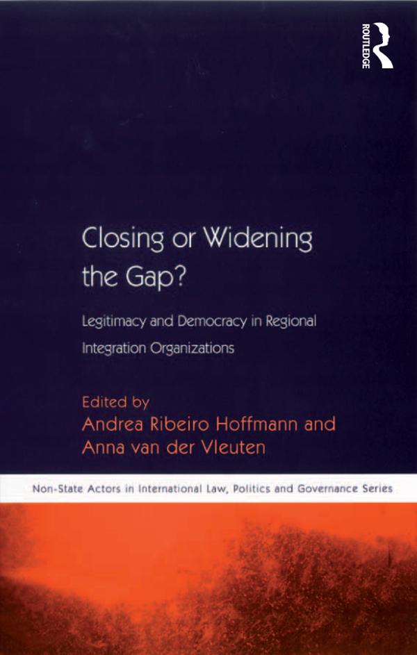 Closing or Widening the Gap? by Andrea Ribeiro Hoffmann, Anna van der Vleuten