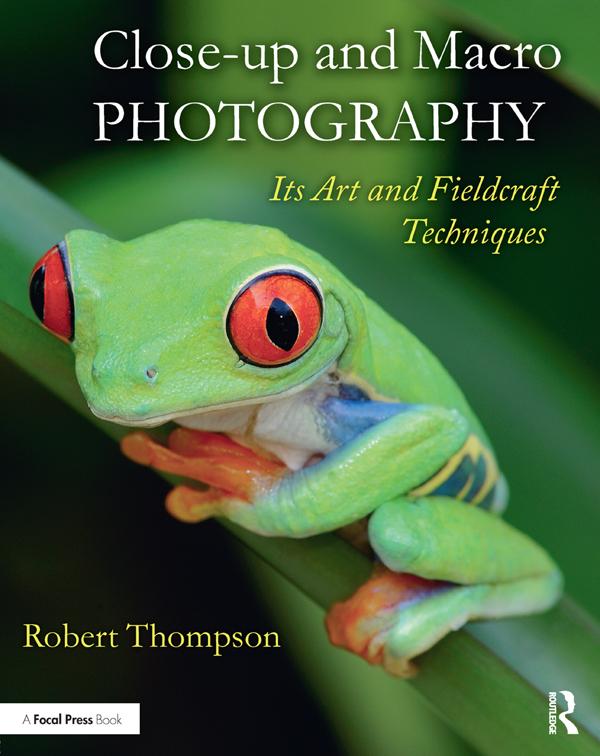 Close-up and Macro Photography by Robert Thompson