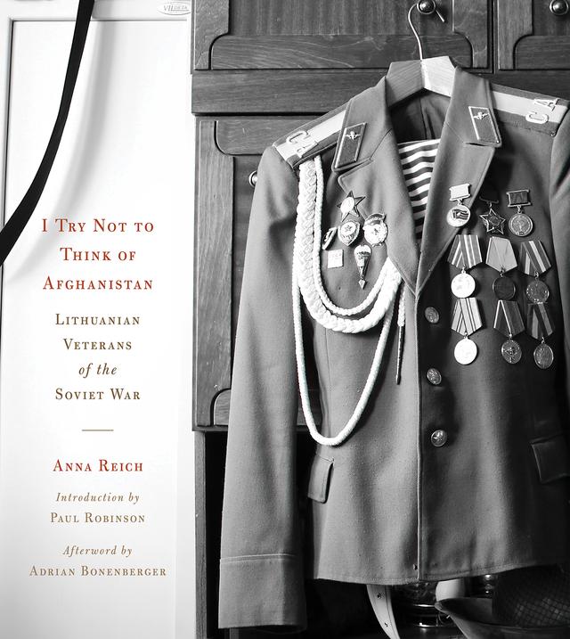 I Try Not to Think of Afghanistan by Adrian Bonenberger, Anna Reich, Paul Robinson