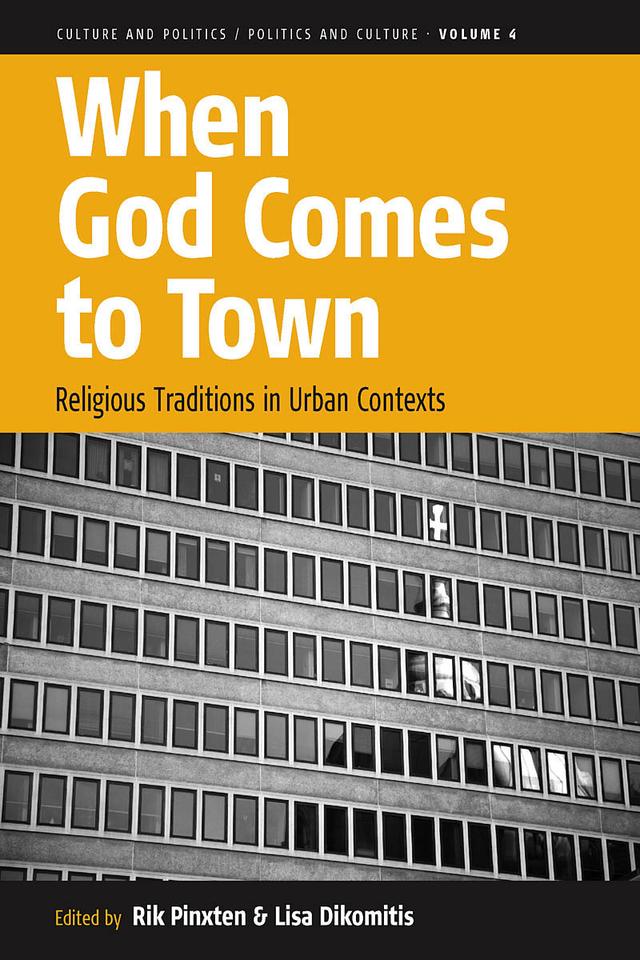 When God Comes to Town by Lisa Dikomitis, Rik Pinxten